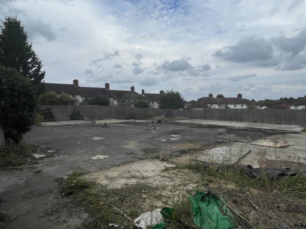 Lot: 110 - LAND WITH PLANNING FOR FOUR HOUSES - view of land with planning for development